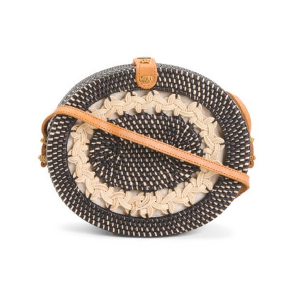 Handwoven Oval Wicker Rattan Crossbody Bag - Picture 4 of 5